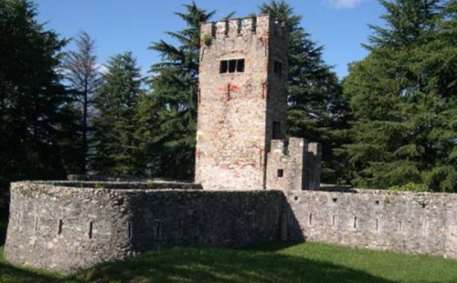 “Due passi in compagnia”, una passeggiata guidata alla scoperta dei luoghi storici e culturali di Laveno