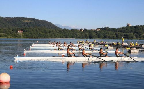 NATIONAL ROWING MEETING