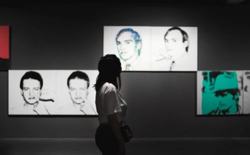 Andy Warhol. Serial Identity