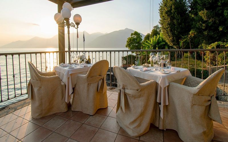  Romantic dinner at Relais Villa Porta