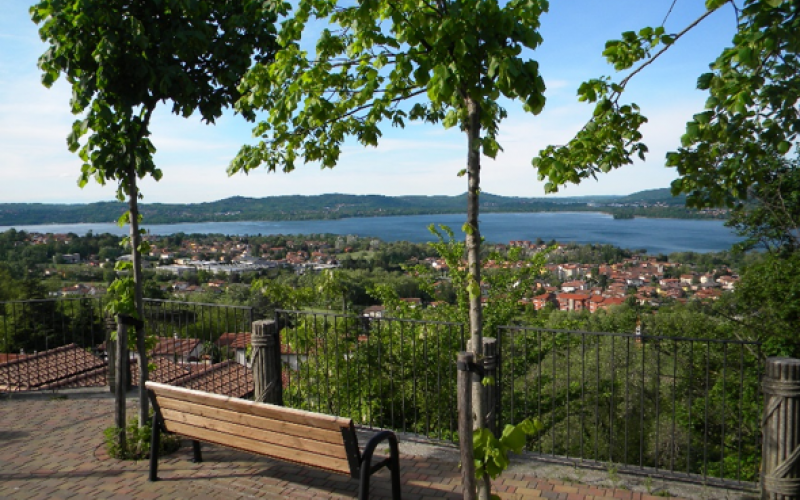 Discover Varese by bike