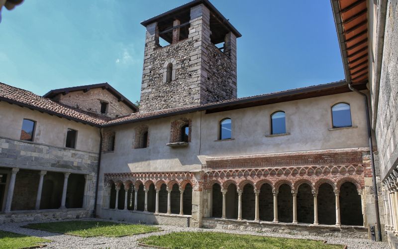 Chiostro di Voltorre