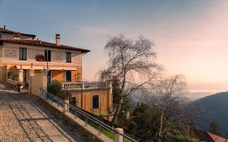 ROMANTIC WEEKEND AT SACRO MONTE BETWEEN ART CULINARY CULTURE